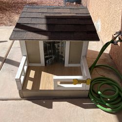 Brand New Dogs Houses 