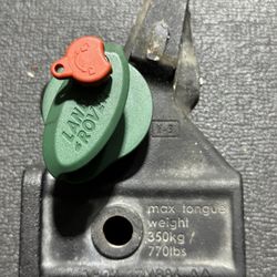 Land Rover tow hitch receiver 