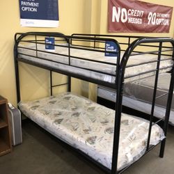 Bunk Bed with mattresses