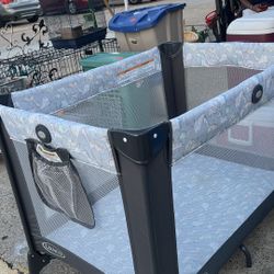 Baby Crib $25