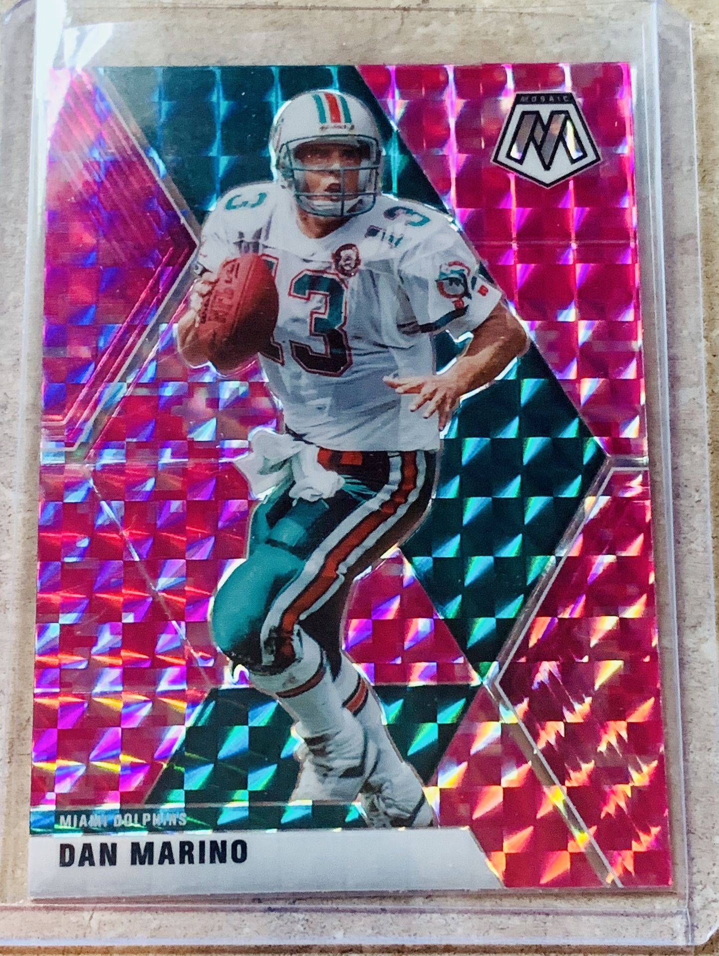 NFL 2020 Panini Mosaic Miami Dolphins Dan Marino Insert Card