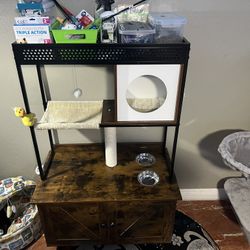 Cat Enclosed Litter Box 