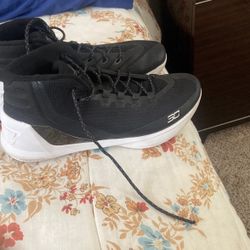 Stephen Curry Basketball Shoes Size 13 Used