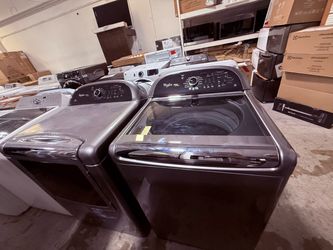 Whirlpool Cabrio Top-Load Washer and Dryer Set
