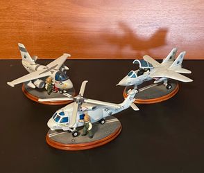 Military Navy Bear figurines