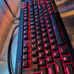 Corsair strafe mechanical keyboard