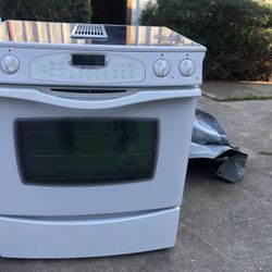 Jenn-air Downdraft kitchen stove