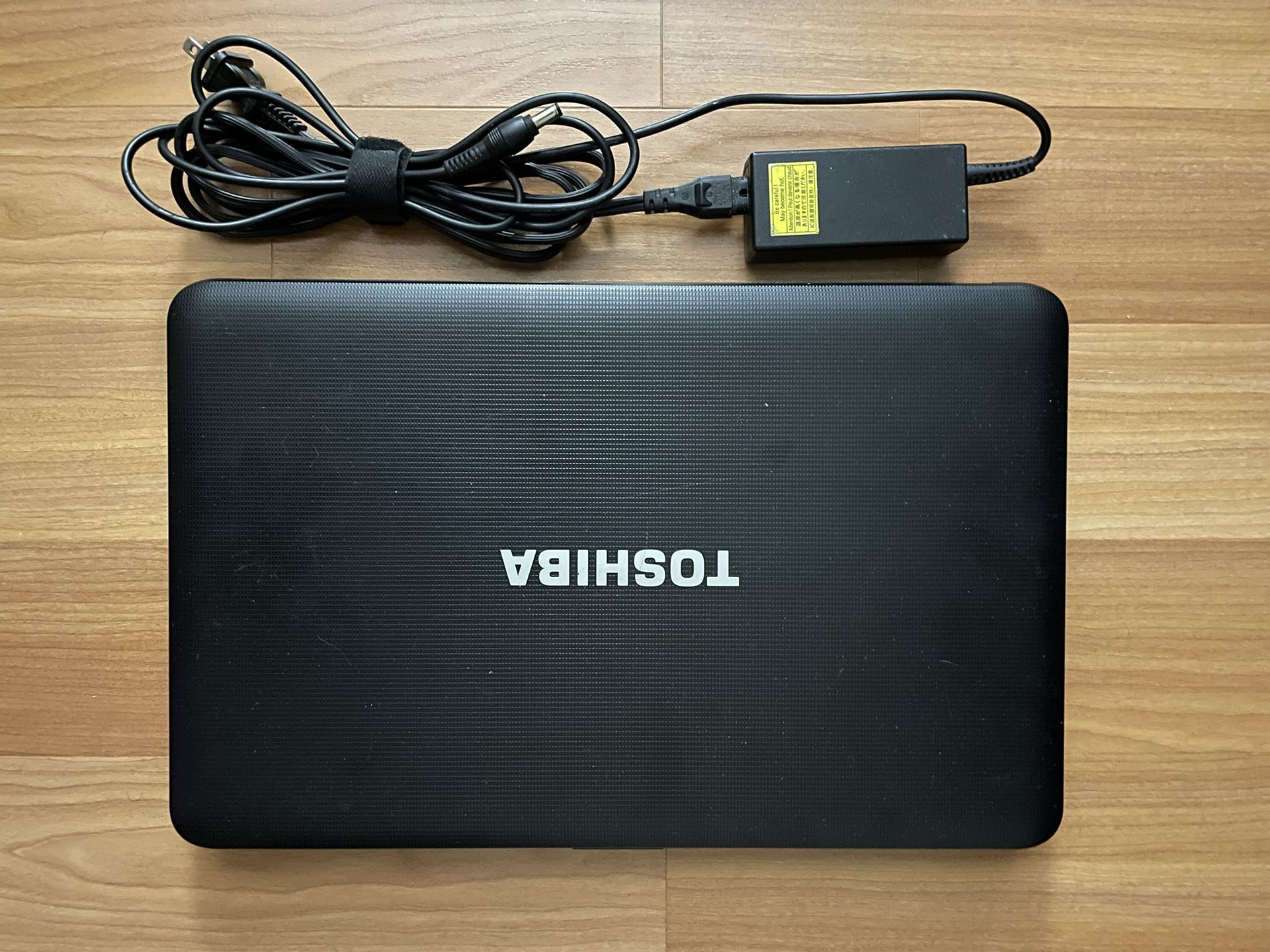 Toshiba Satellite C855D Laptop