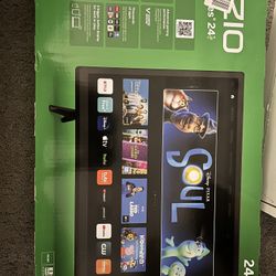 VIZIO - 24" Class D-Series Full HD Smart TV