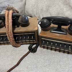 Antique Telephone 
