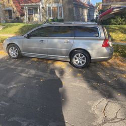 2010 Volvo V70