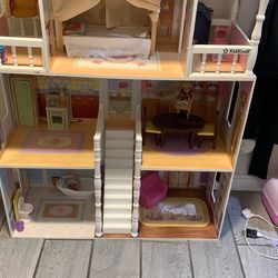 Doll House