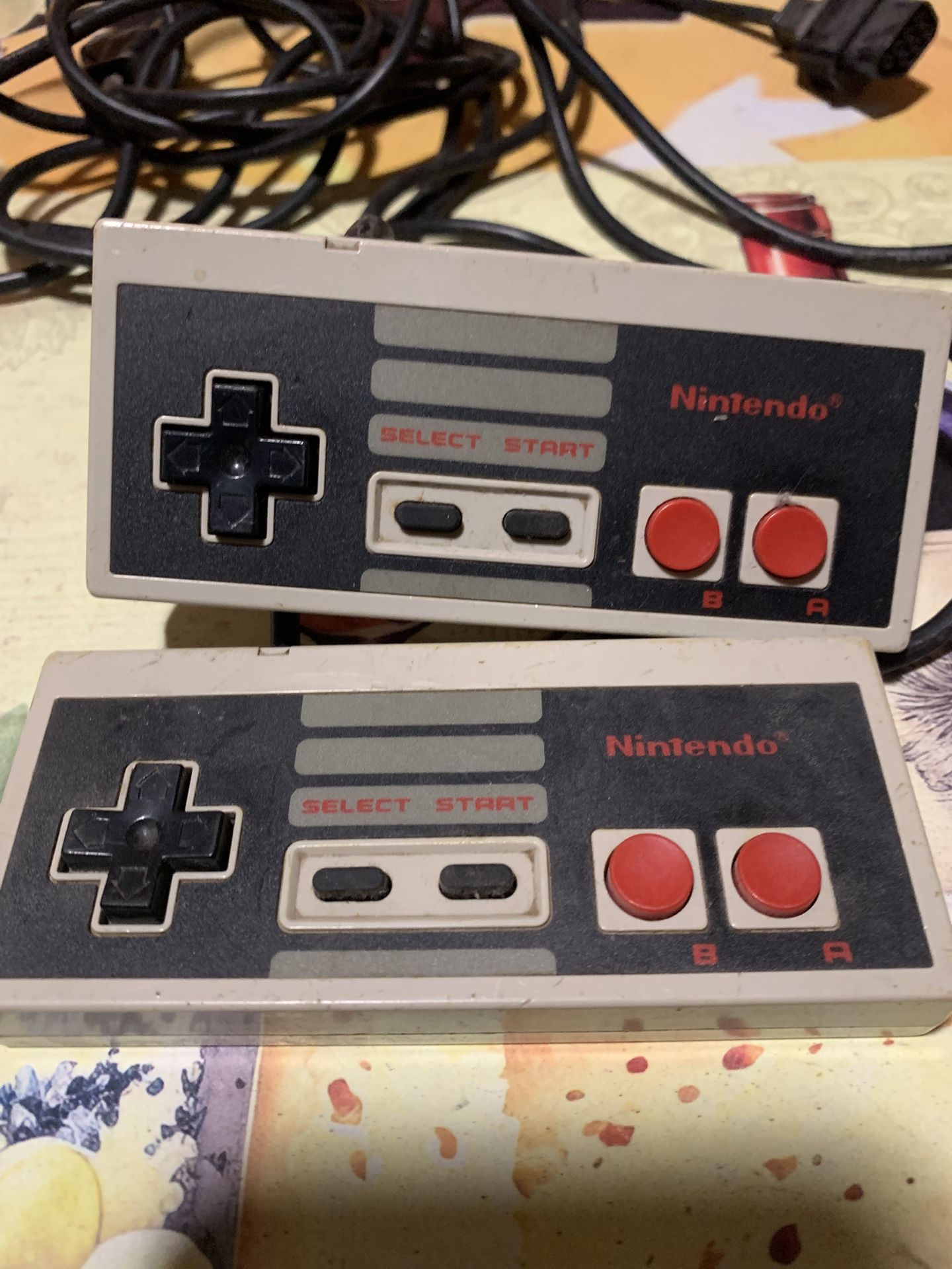 Vintage Nintendo Controller X2. NES-004
