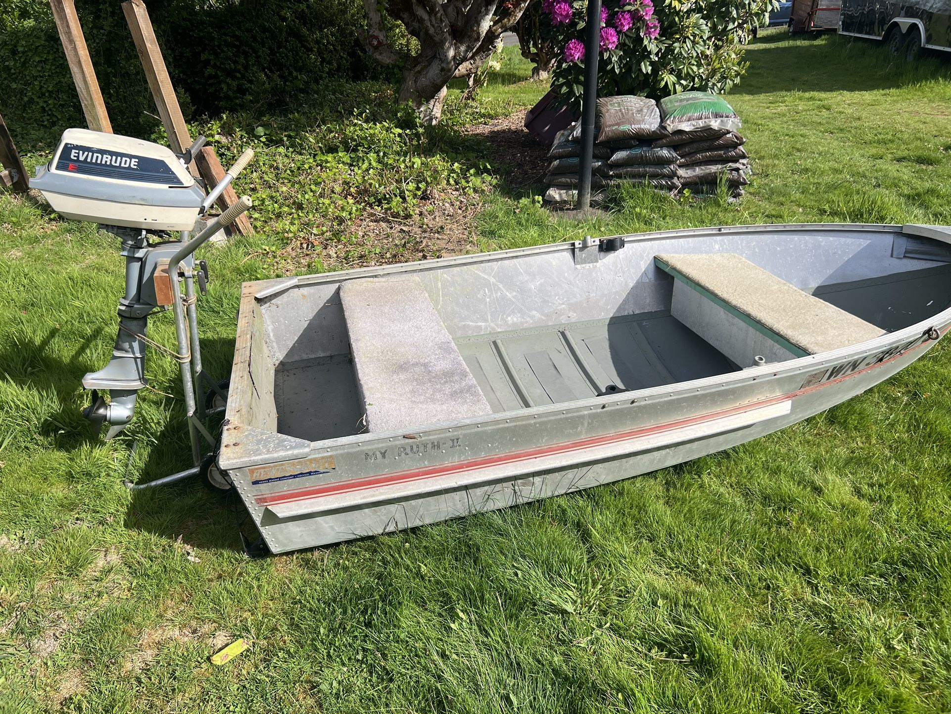 9ft Hewes-craft Boat With Motor And Troll Motor