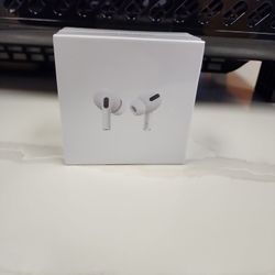 Apple AirPods Pro (2nd Generation)