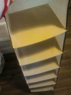 organizes. clothes