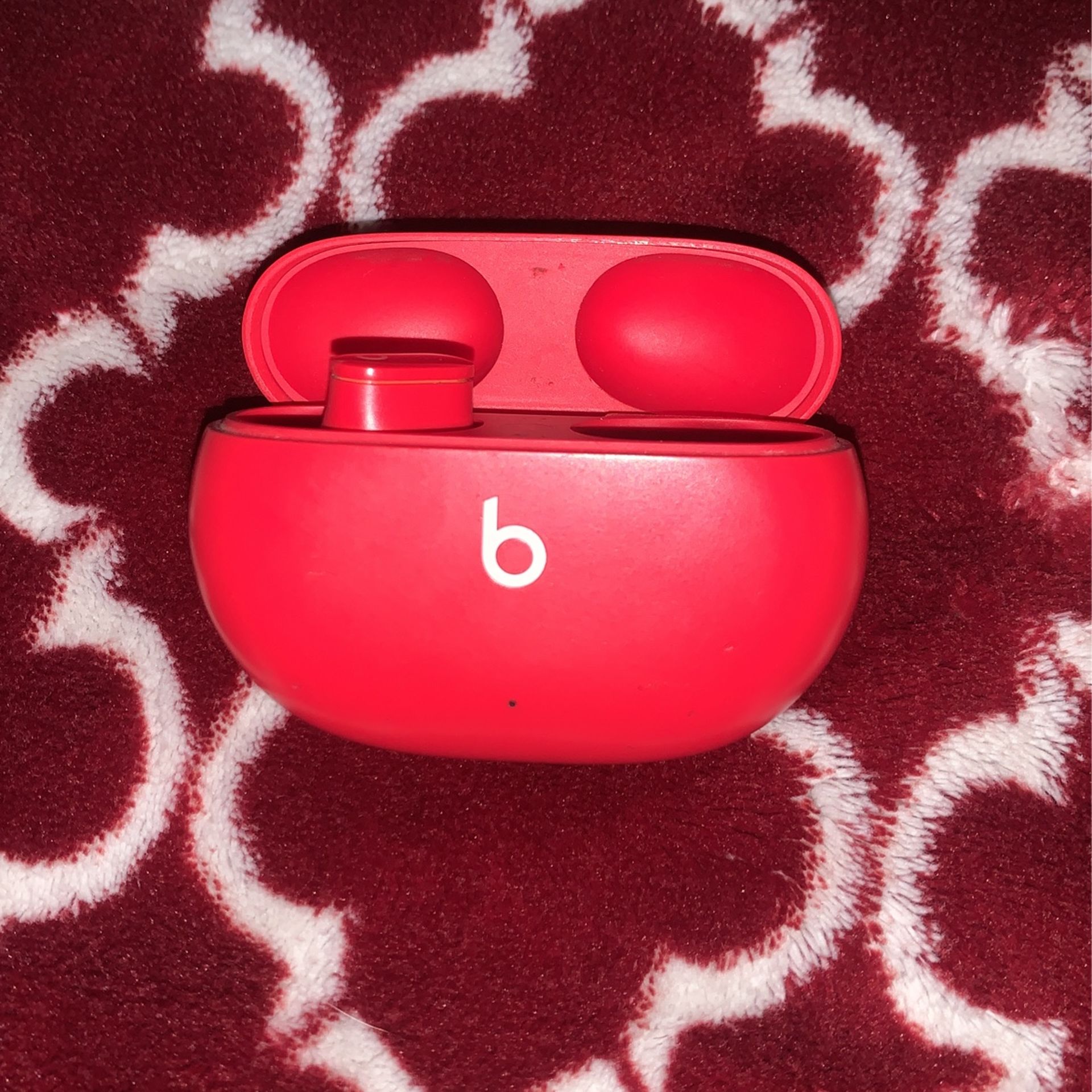 Beats Studio Buds