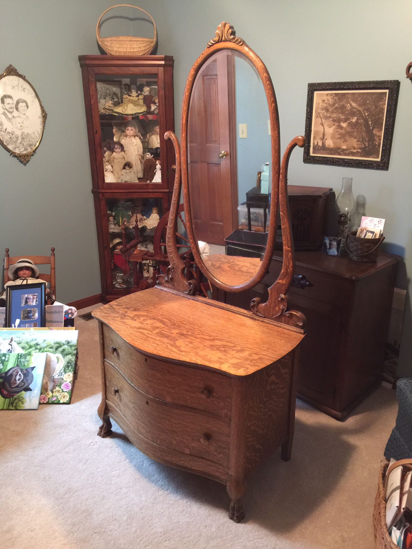 Antique dresser perfect condition solid Oak wood
