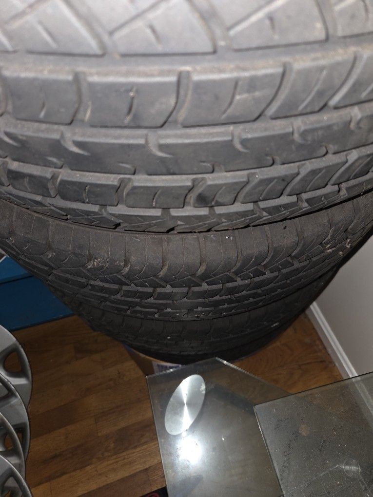 Factory Honda Accord TiresCaps