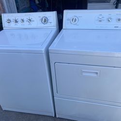 WASHER AND DRYER ELECTRIC BOTH WORKING GREAT SUPER CAPACITY SUPER CLEAN INSIDE AND OUT SIDE 