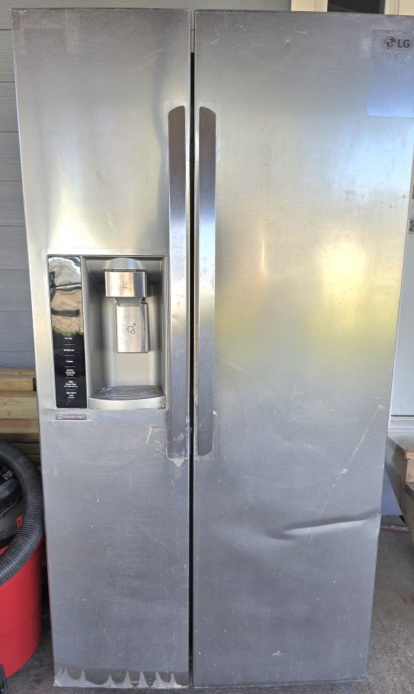Lg Kitchen Sizes Refrigerator With Ice Maker And Water Dispenser 