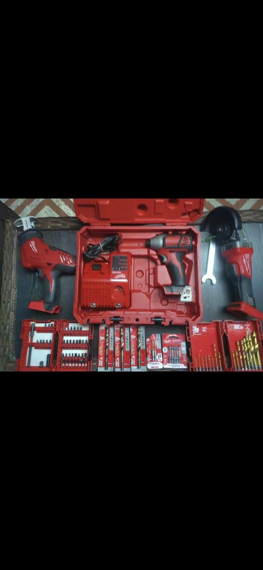 Milwaukee Cordless Power Tools (Batteries Not Included) Everything $250 Sawzall $80,Impact Driver &Charger $90,Angel Grinder $90