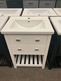 24” White Solid Wood Bathroom Vanity with Ceramic Top (V125)