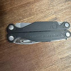 Leatherman Charge Multitool (Excellent Conditions )