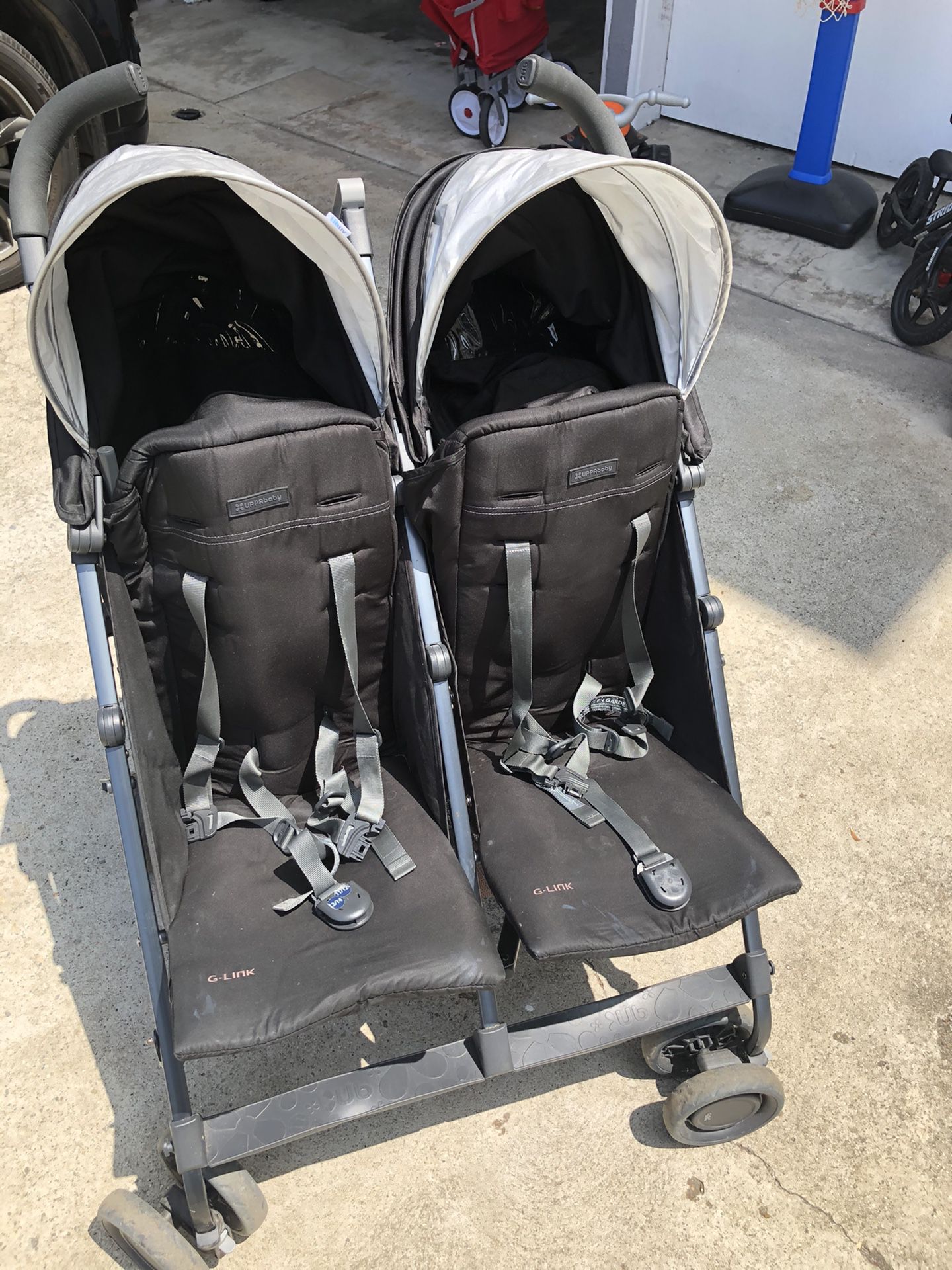 UppaBaby G-link double stroller