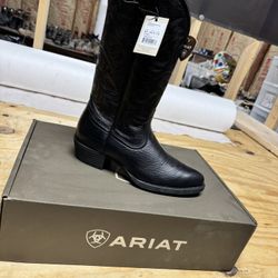 Ariat Western Style Work Boots 8.5 Brand New 