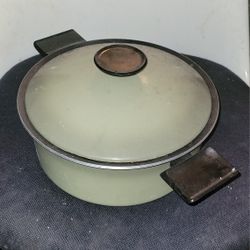 Vintage Mid Century 1970s Iconic Green Pot  