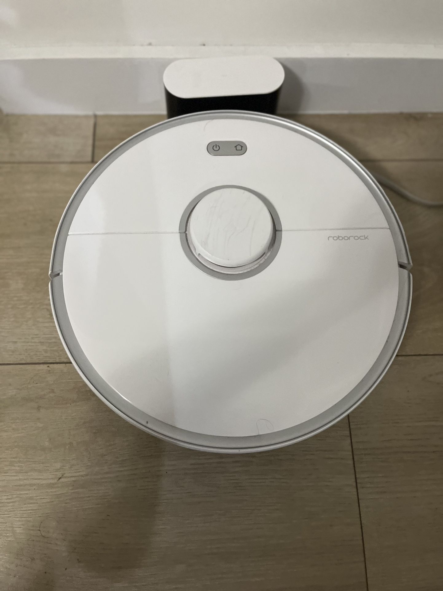 Roborock S5 Max Robot Vacuum and Mop Cleaner