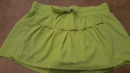 Calvin Klein skirt shorts size medium