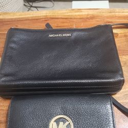 MICHAEL KORS PURSE WITH MATCHING WALLET 