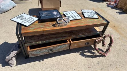 Bench, coffee table