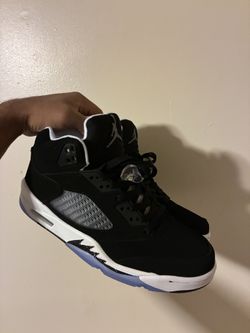 Jordan 5s Shoes Size 10 140$ 