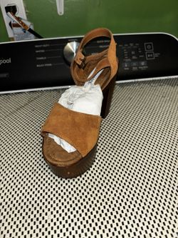 Steve Madden Brown Heels