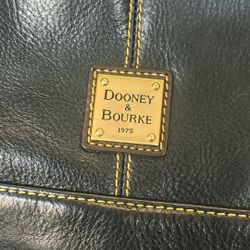 Dooney & Bourke Purse 