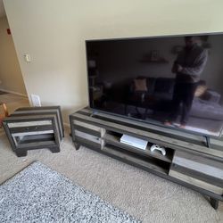 Matching TV stand and side table for Sale in Kirkland WA OfferUp