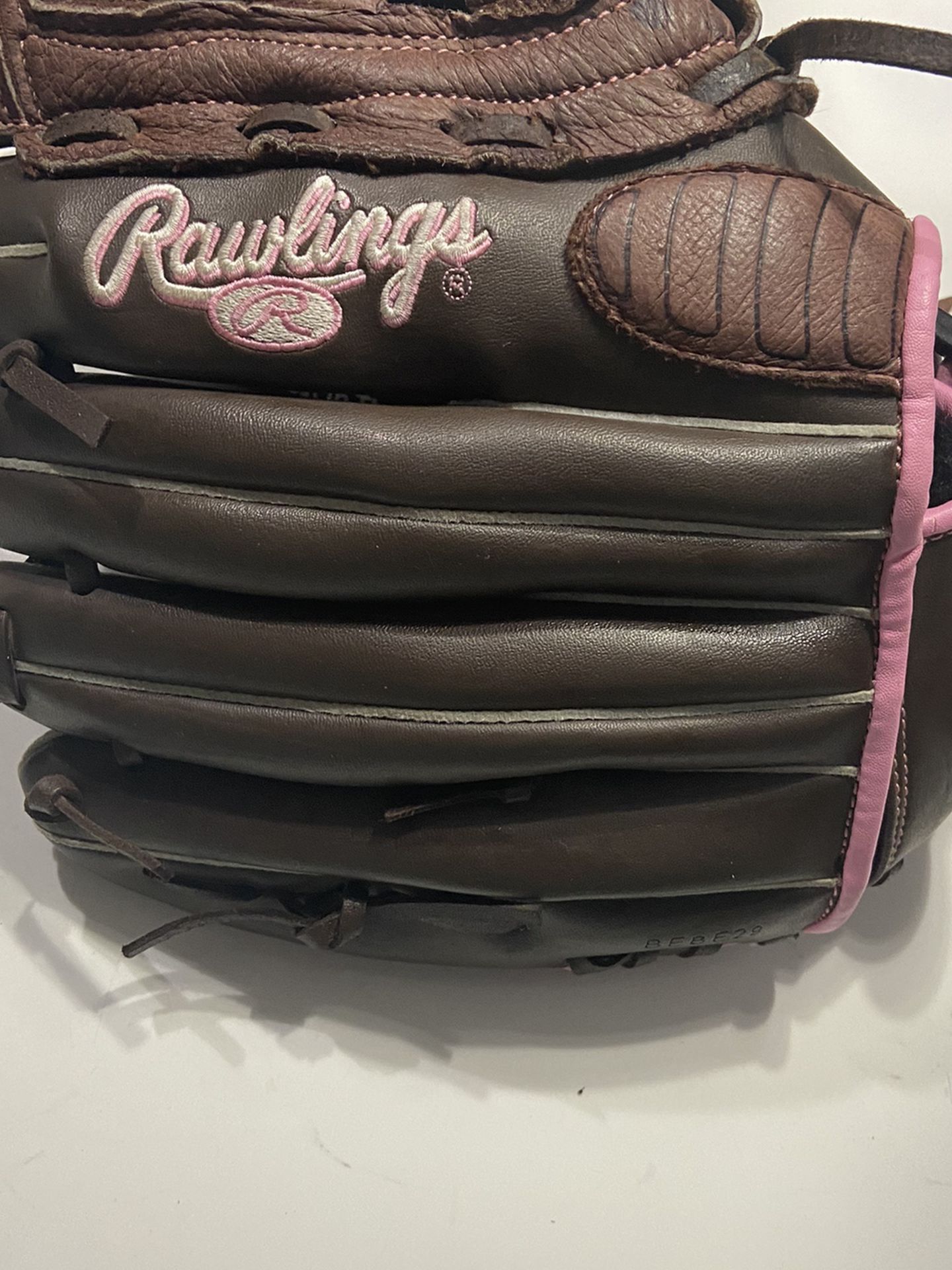 12" Rawlings WFP120 Women's Girls Fastpitch Softball Glove RHT Brown Pink Trim