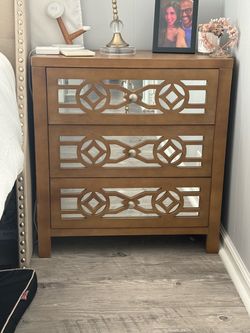 Gold mirrored night stand