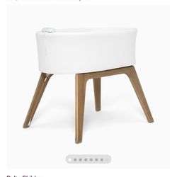 Aero Smart Auto Glide Bassinet