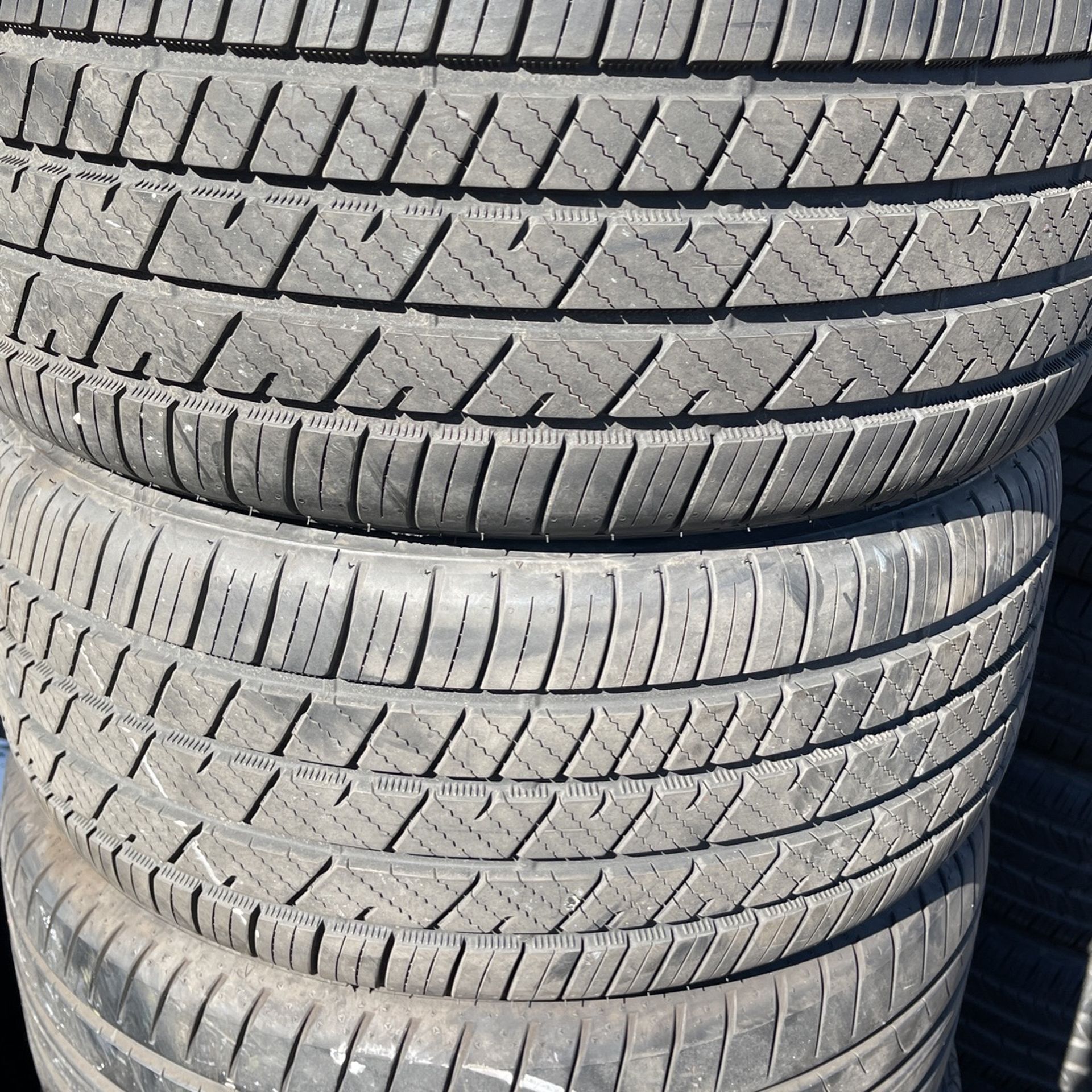 245-35-19 Bridgestones