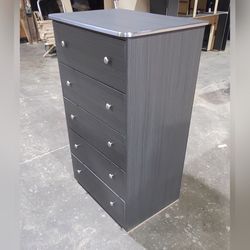 Five drawers dresser