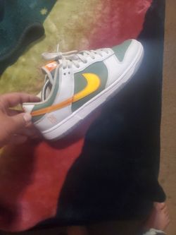 Nike Dunk Low NY VS NY with Lincoln Park Written On The Bottom Of Shoes