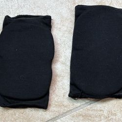 Knee pads and elbow pads for kickboxing/muay thai