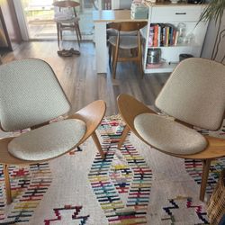 Late 20th Century Hans J. Wegner Ch07 “Shell Chair” for Carl Hansen & Son, Denmark — Pair