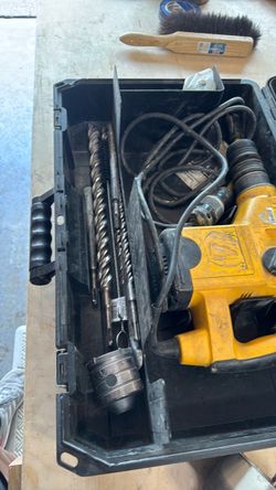 Dewalt Roto/chipping gun