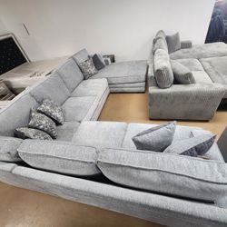 Light GREY Sectional With Chaise Lounge. New Years Special 