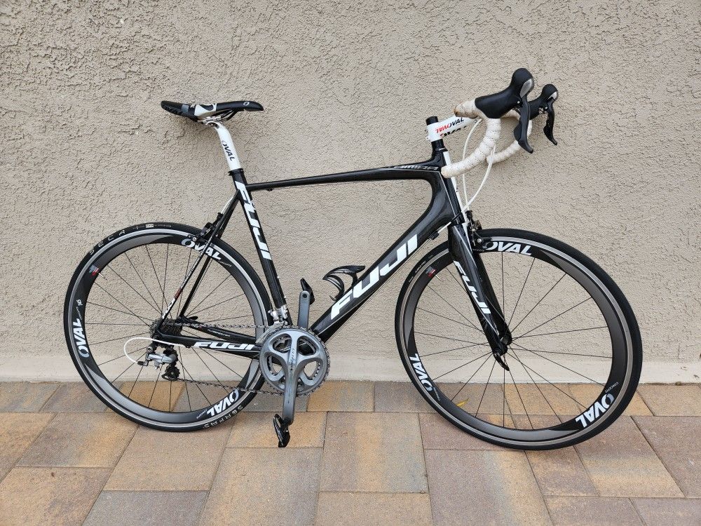 Fuji Altamira Road Bike